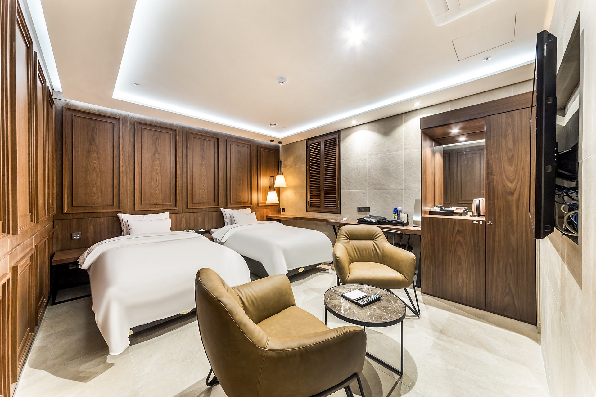 투베드 스탠다드