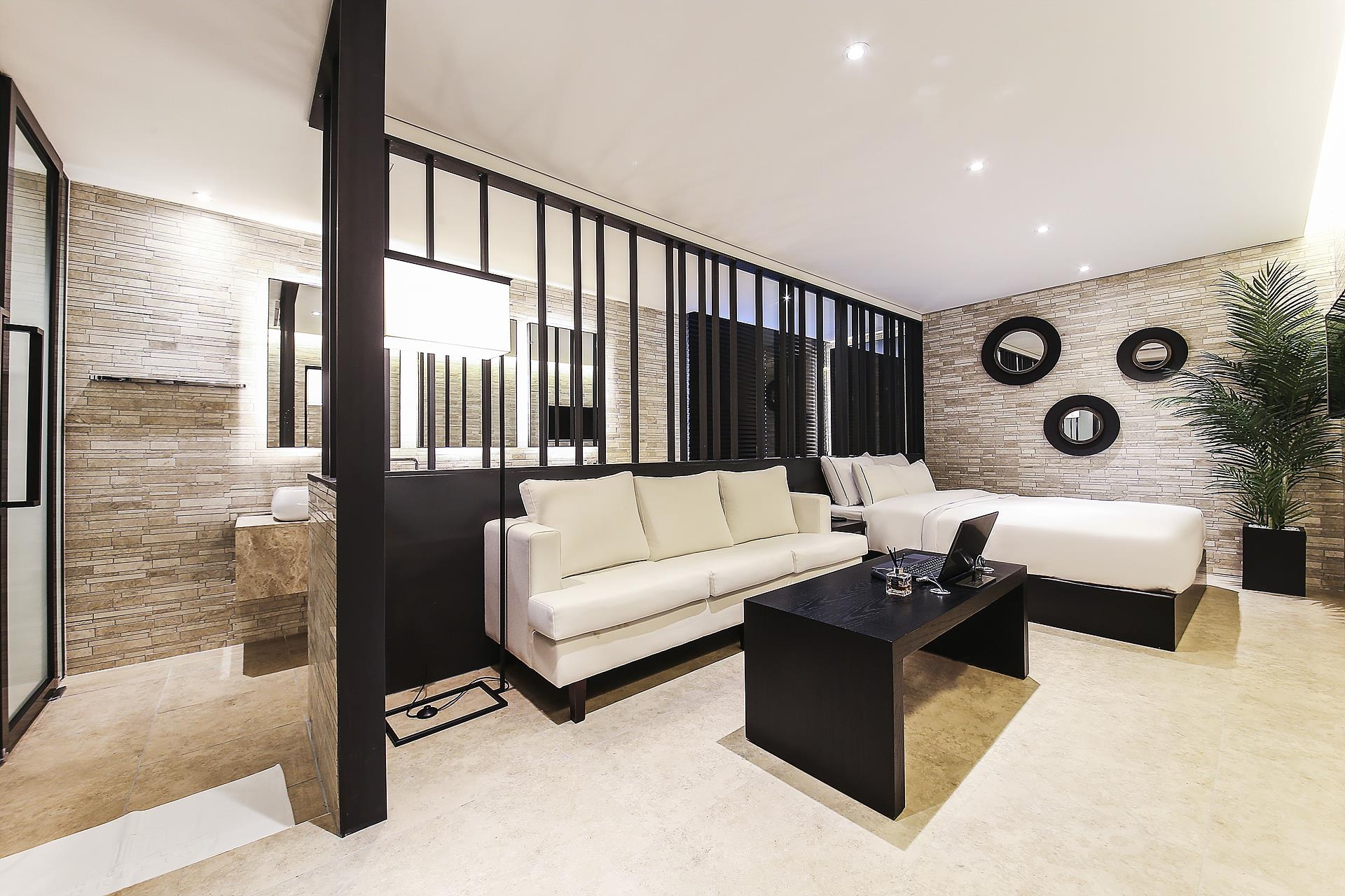 Suite(넷플릭스 유튜브 프리존)