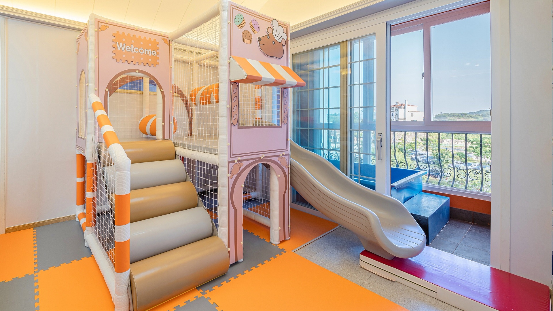 아이노스301호(대형정글짐/풀장/방방이/개별바베큐)