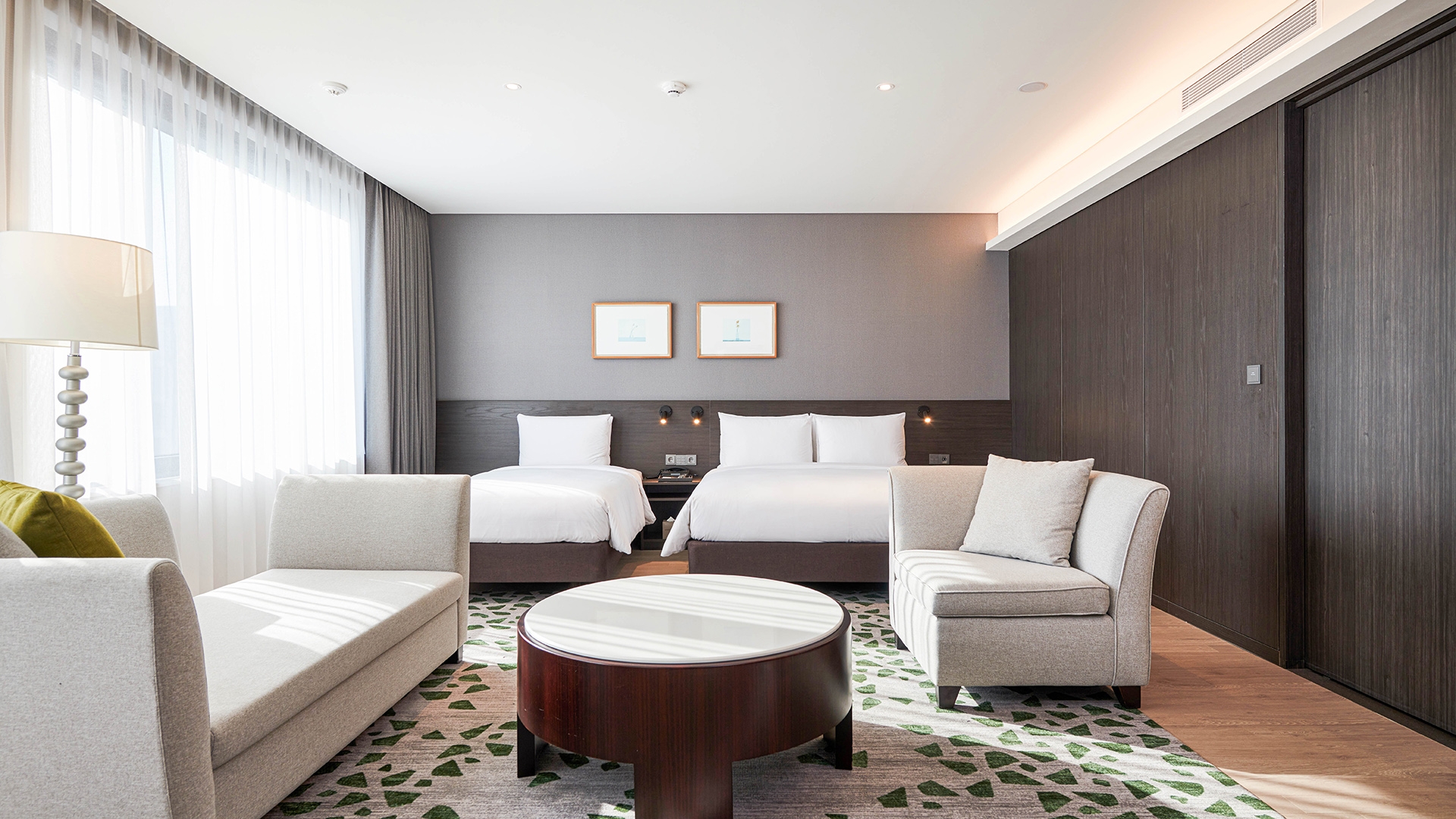 프리미어 스위트