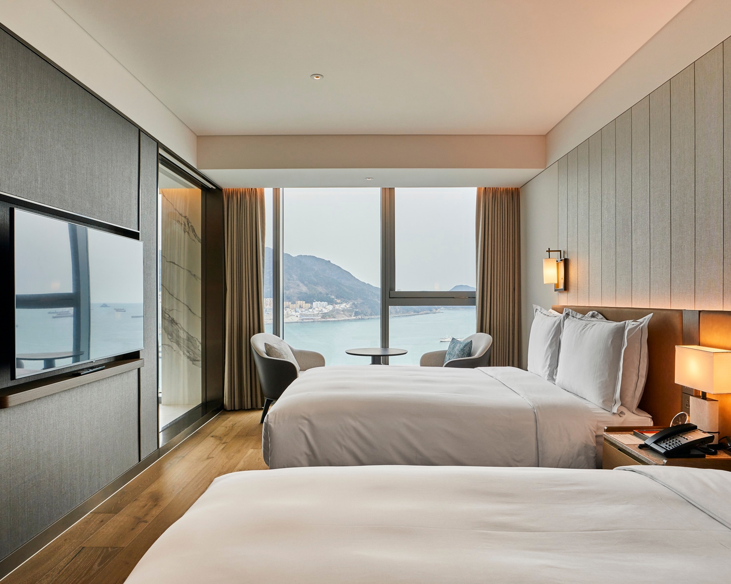 이그제큐티브 패밀리