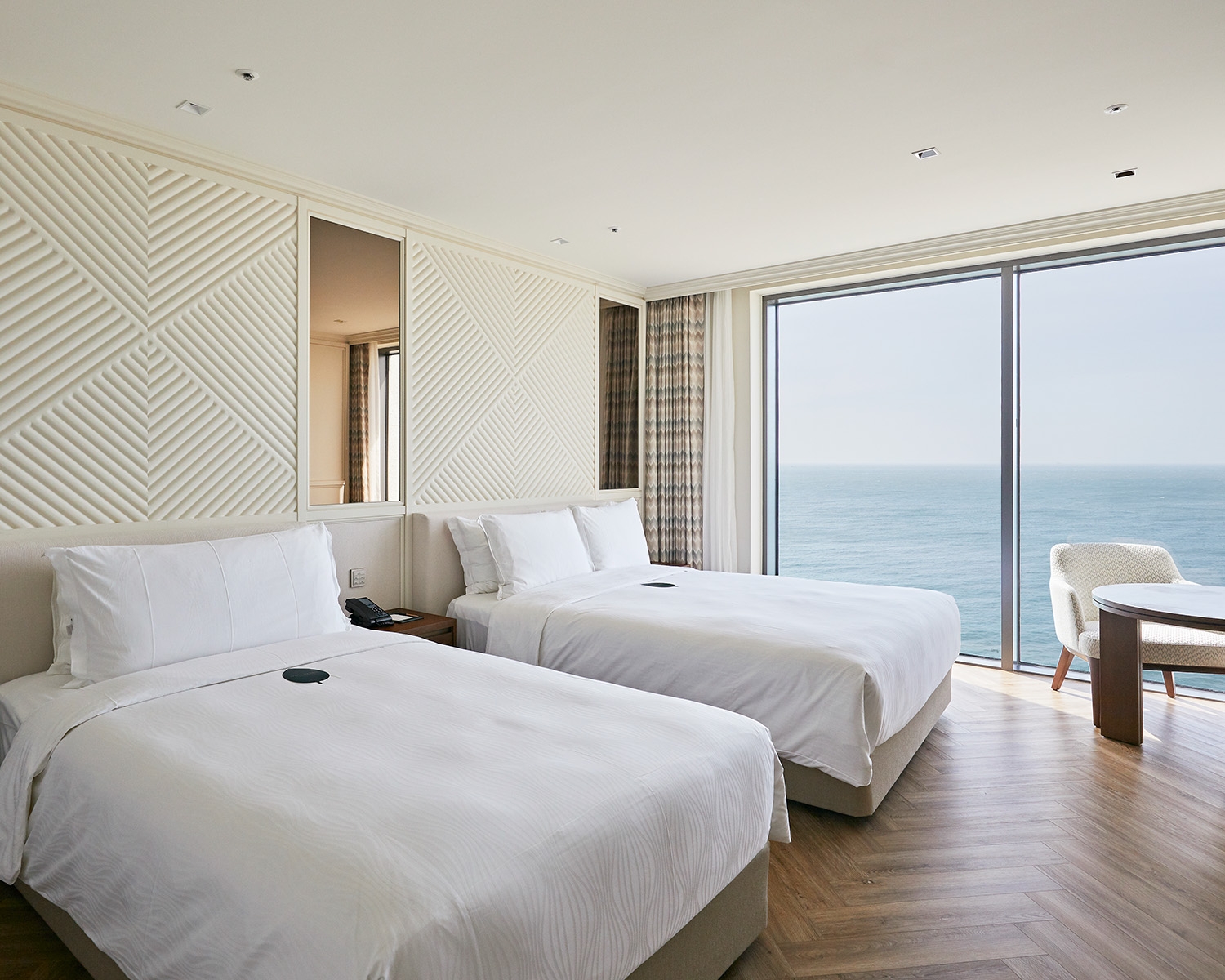 디럭스 오션뷰 트윈