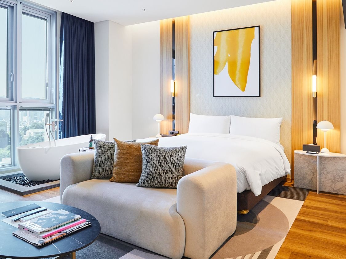 원 킹 스위트 소파베드