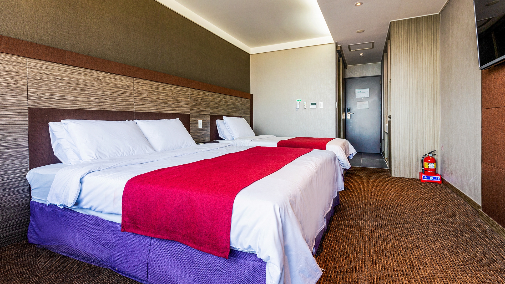 디럭스 패밀리 트윈(시티뷰)