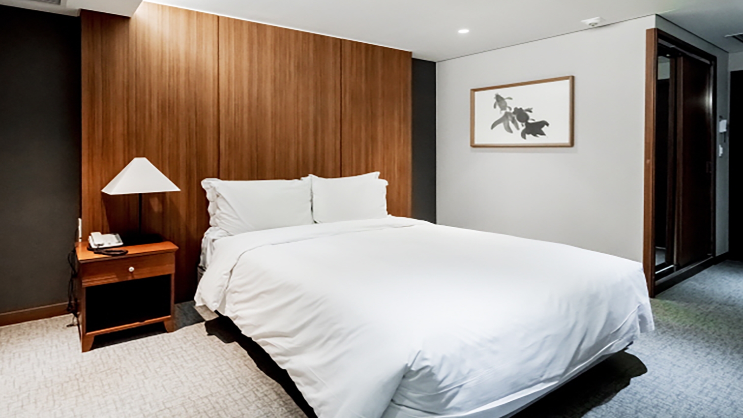 디럭스 트윈 (전망없음)