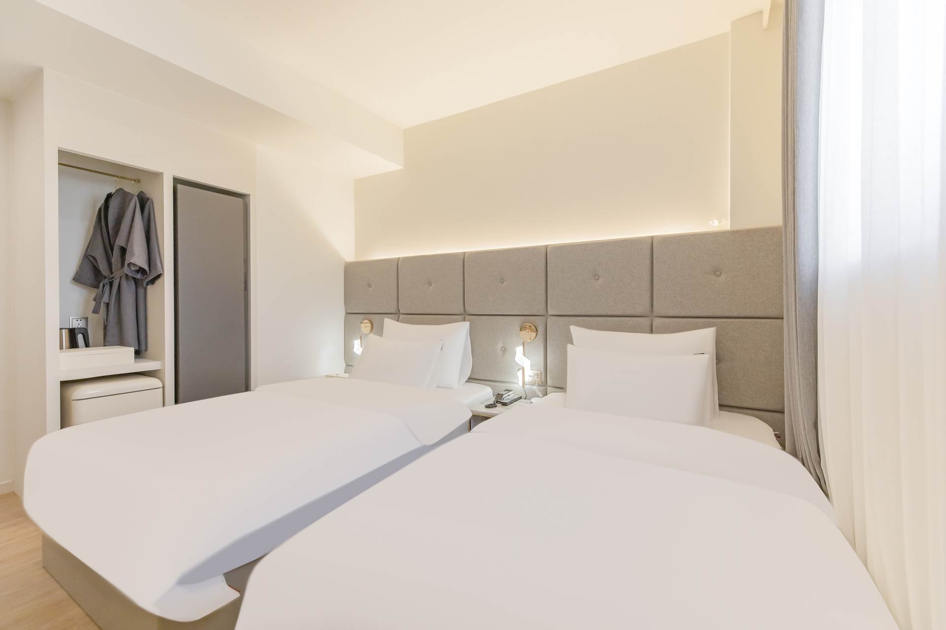 *오픈특가* 디럭스 트윈-라운지무료(