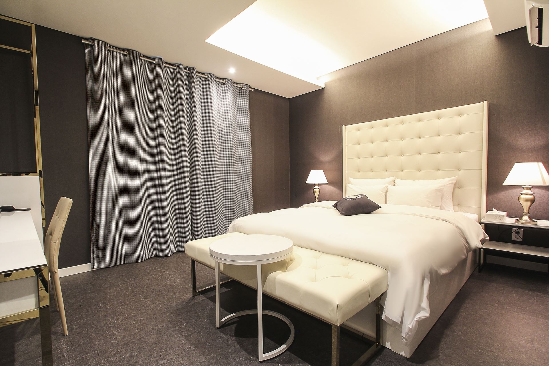 Deluxe(빠른입실/주차전용)