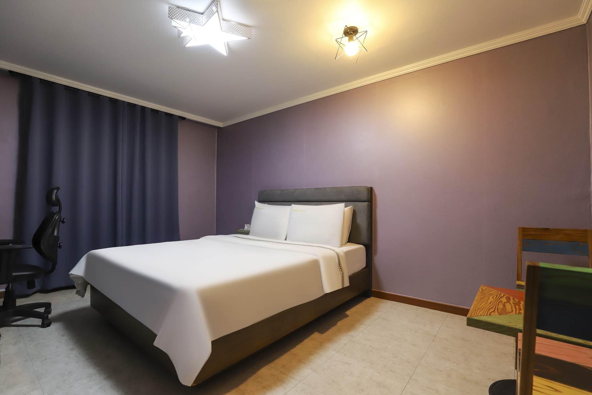 종일숙박 (스탠다드OTT)