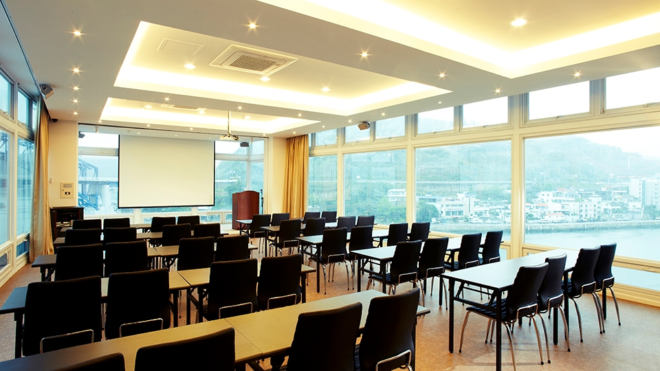 컨퍼런스룸