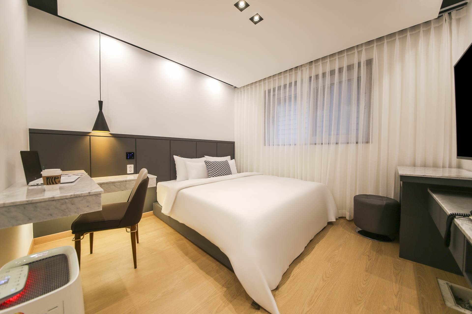 스탠다드 더블 (3~2층 순차 배정)