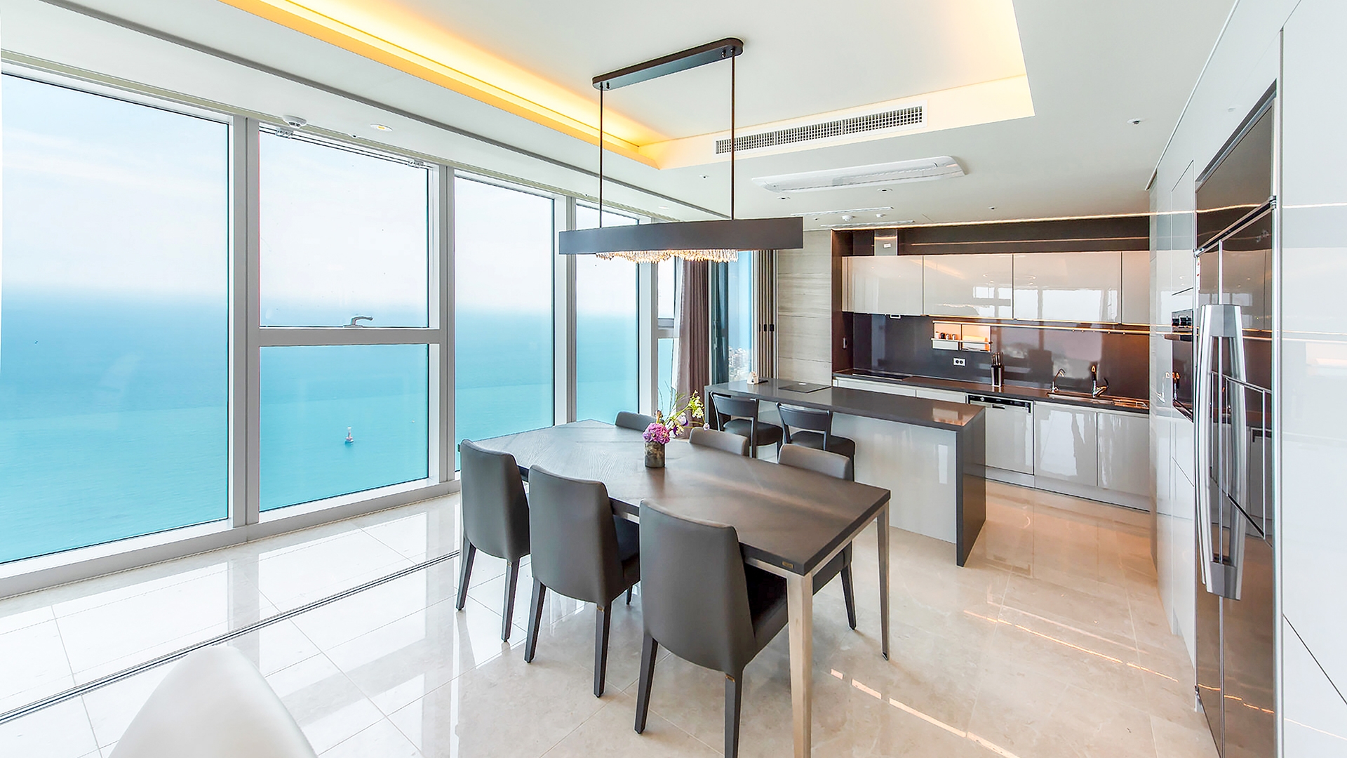 오션 어라운드 스위트(하버뷰)