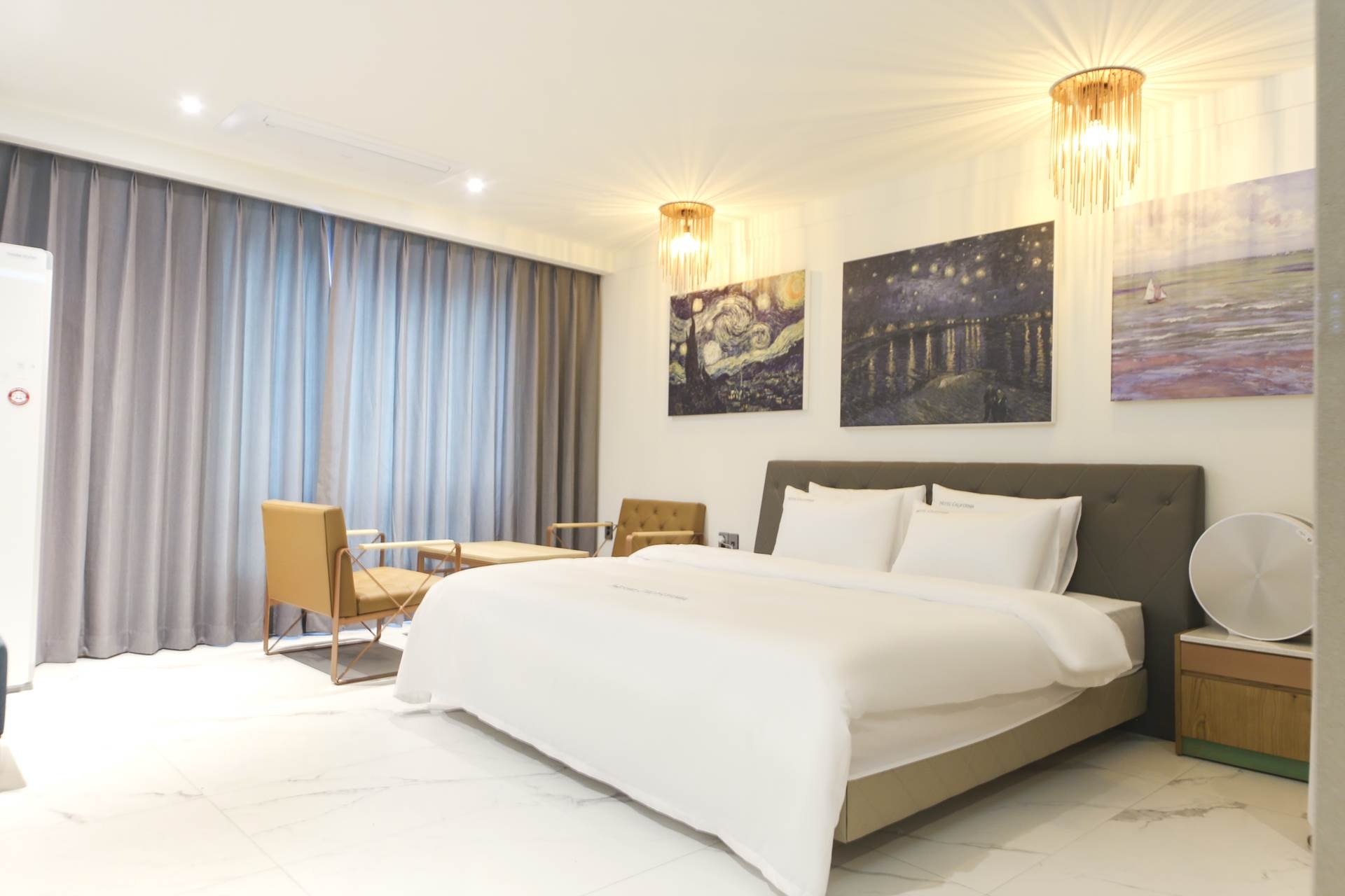 스탠다드  (조식,스낵바,넷플릭스,공