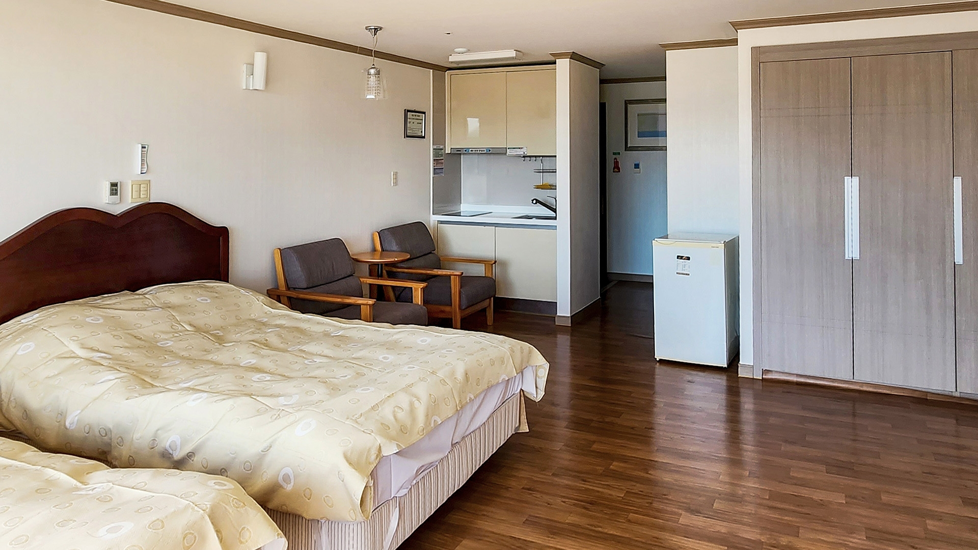 실버룸 (20평형)