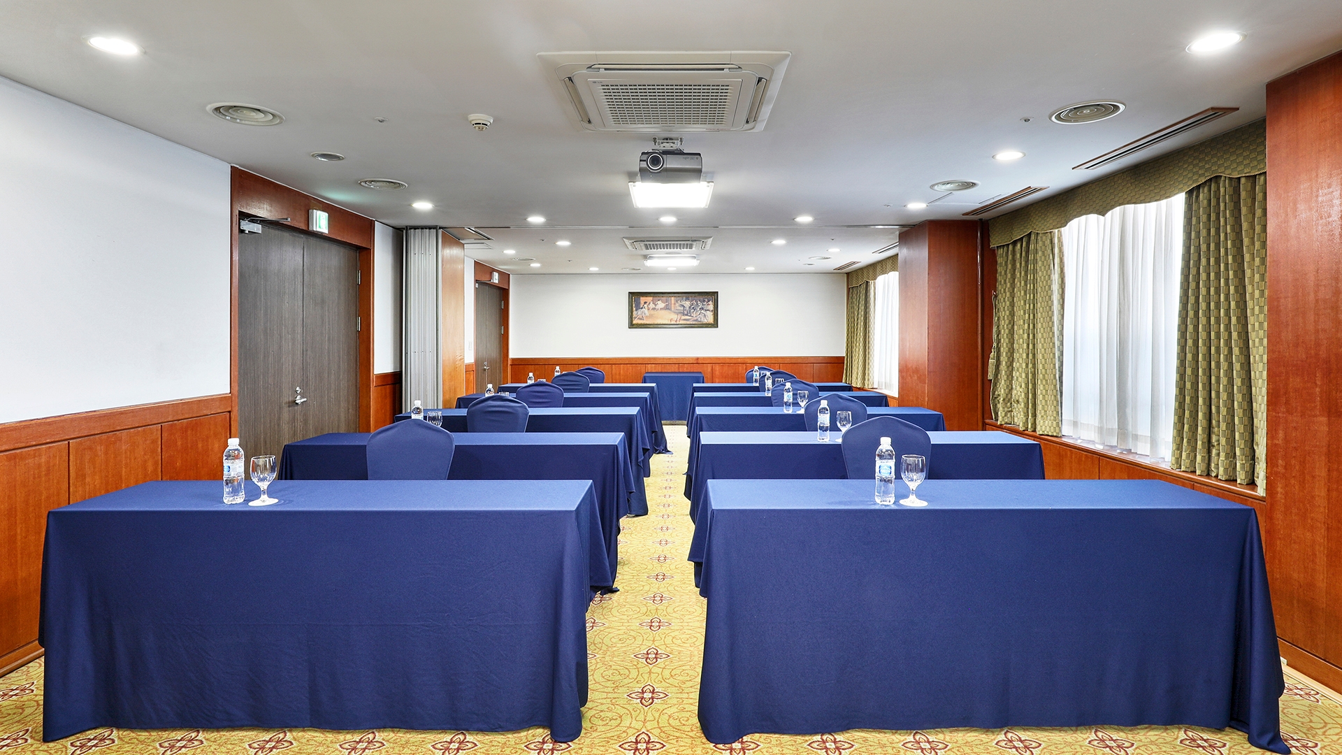 회의실 (루비룸)