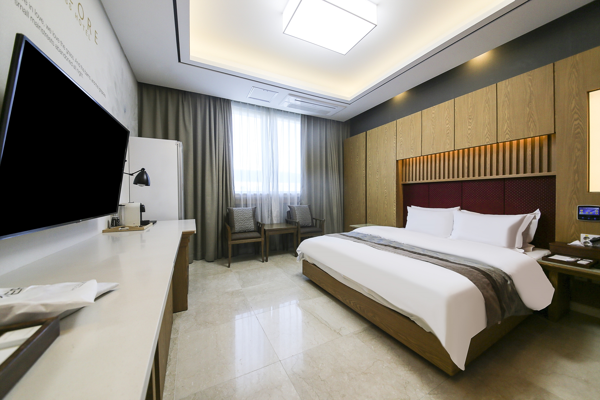 디럭스 더블(넷플릭스,스타일러,호수 