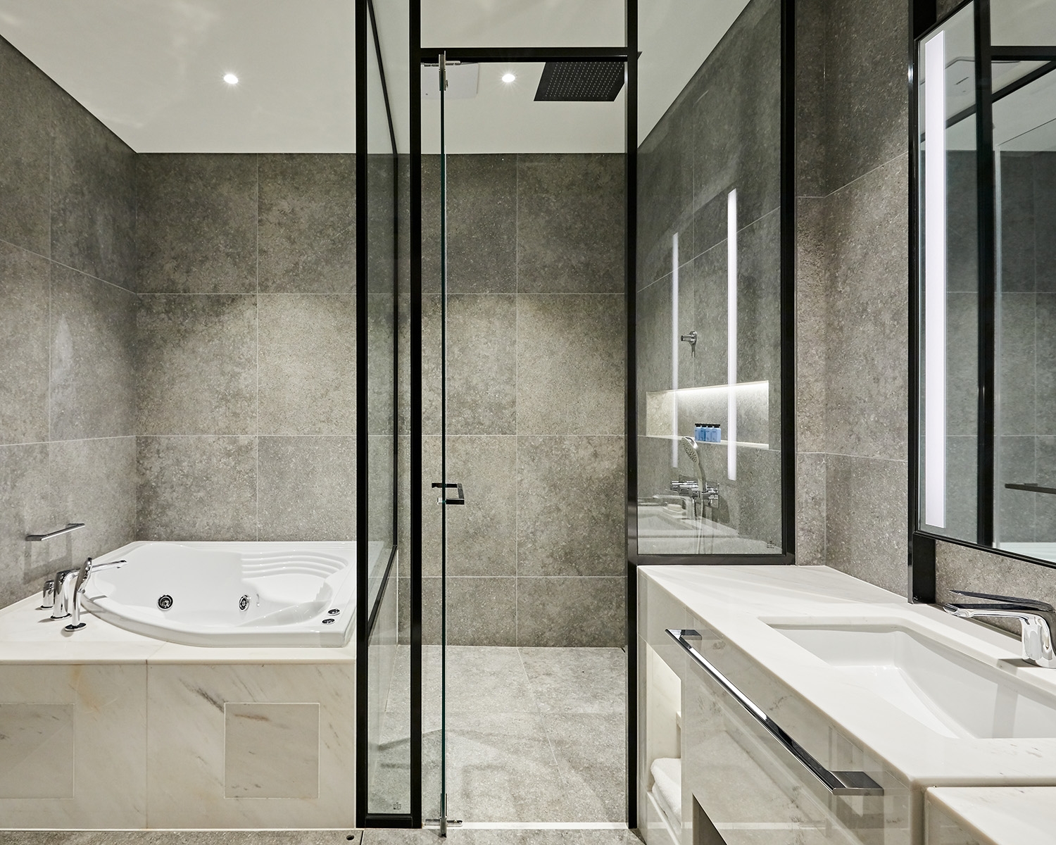 그랜드 패밀리 스위트