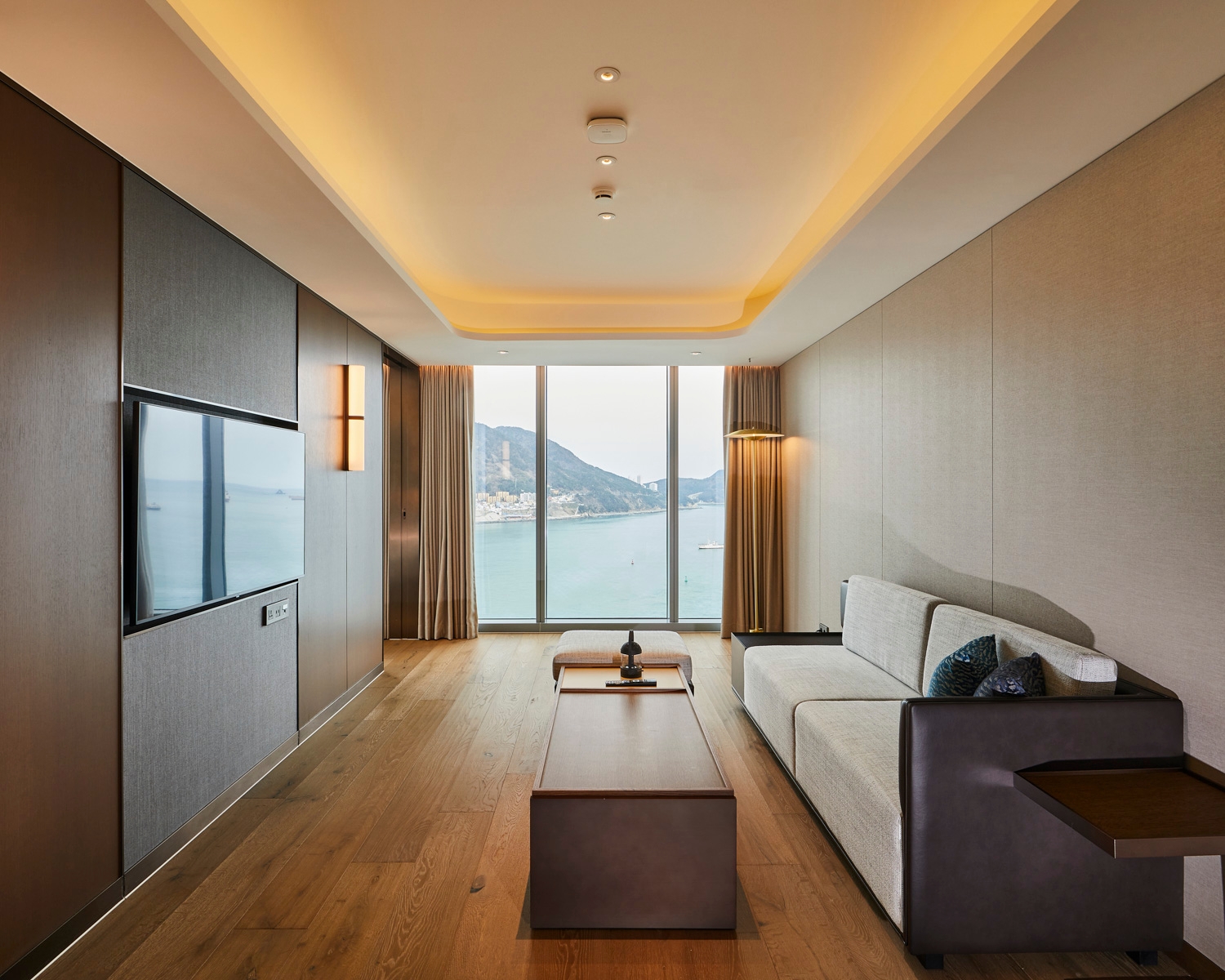 코너스위트 킹