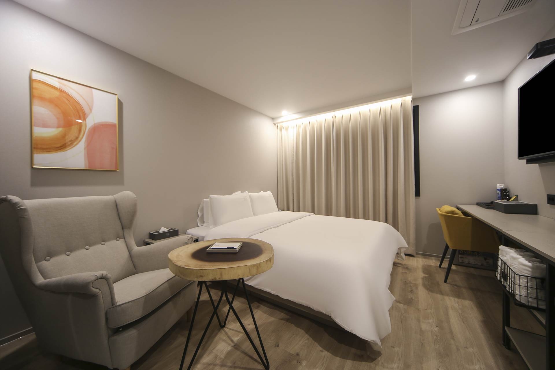 디럭스 랜덤배정(넷플릭스 시청가능+스