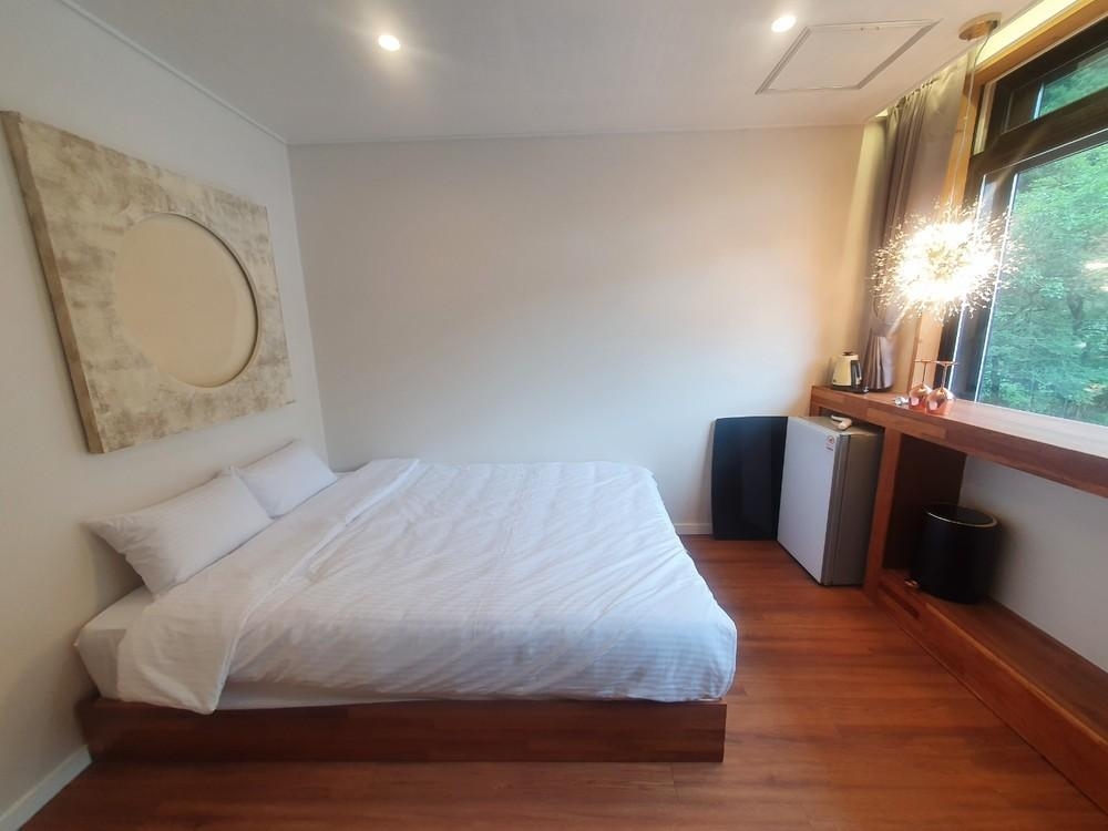 환상 숲캉스 감성숙소8(피크닉캠핑존 무료사용)