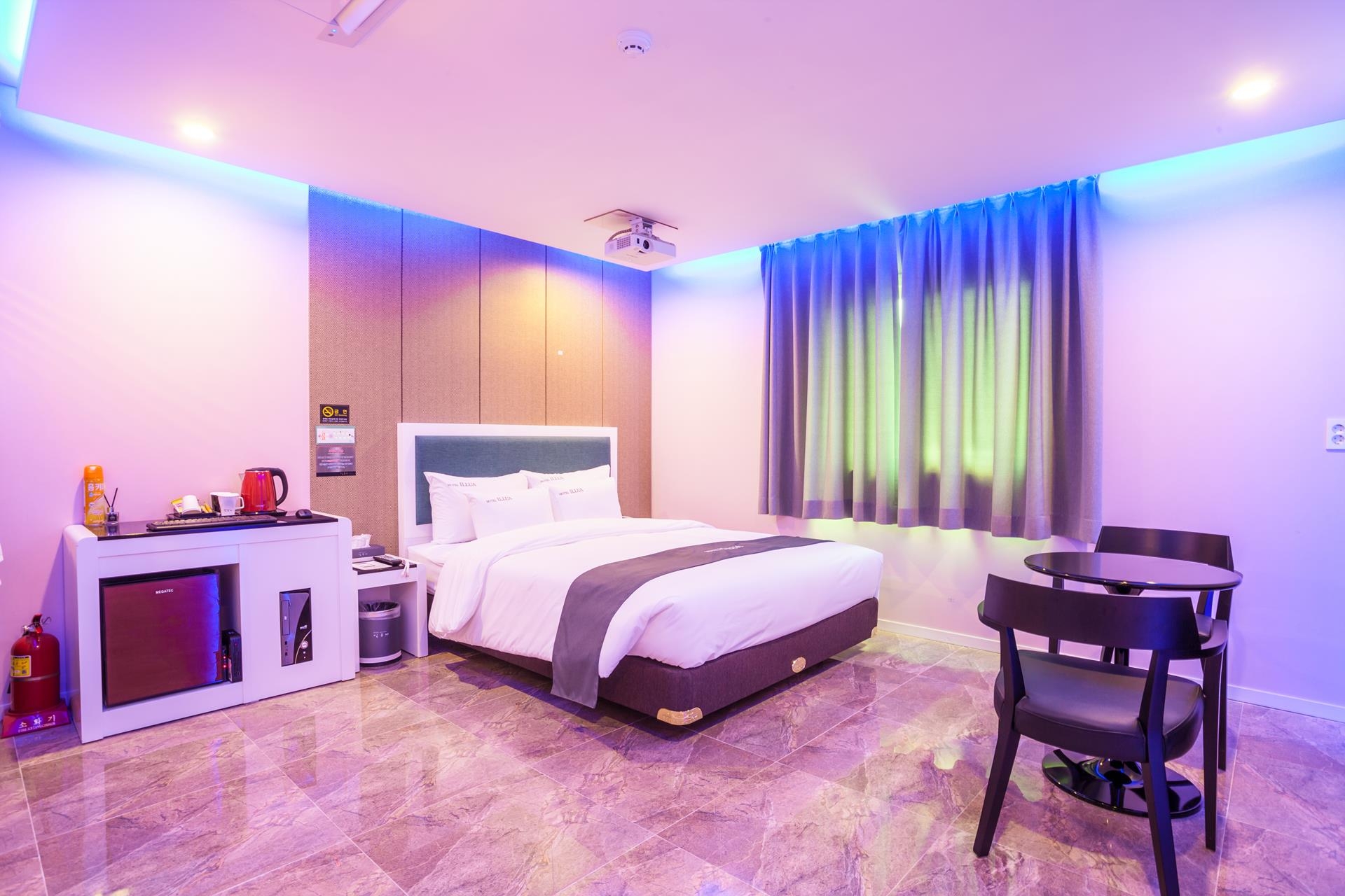 특실 스크린(2인)