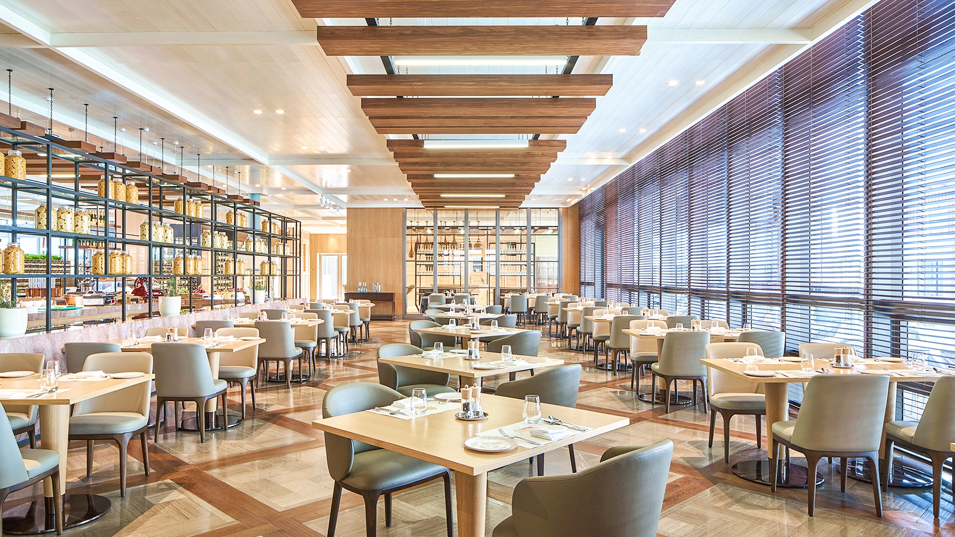 스카이 온 파이브 다이닝