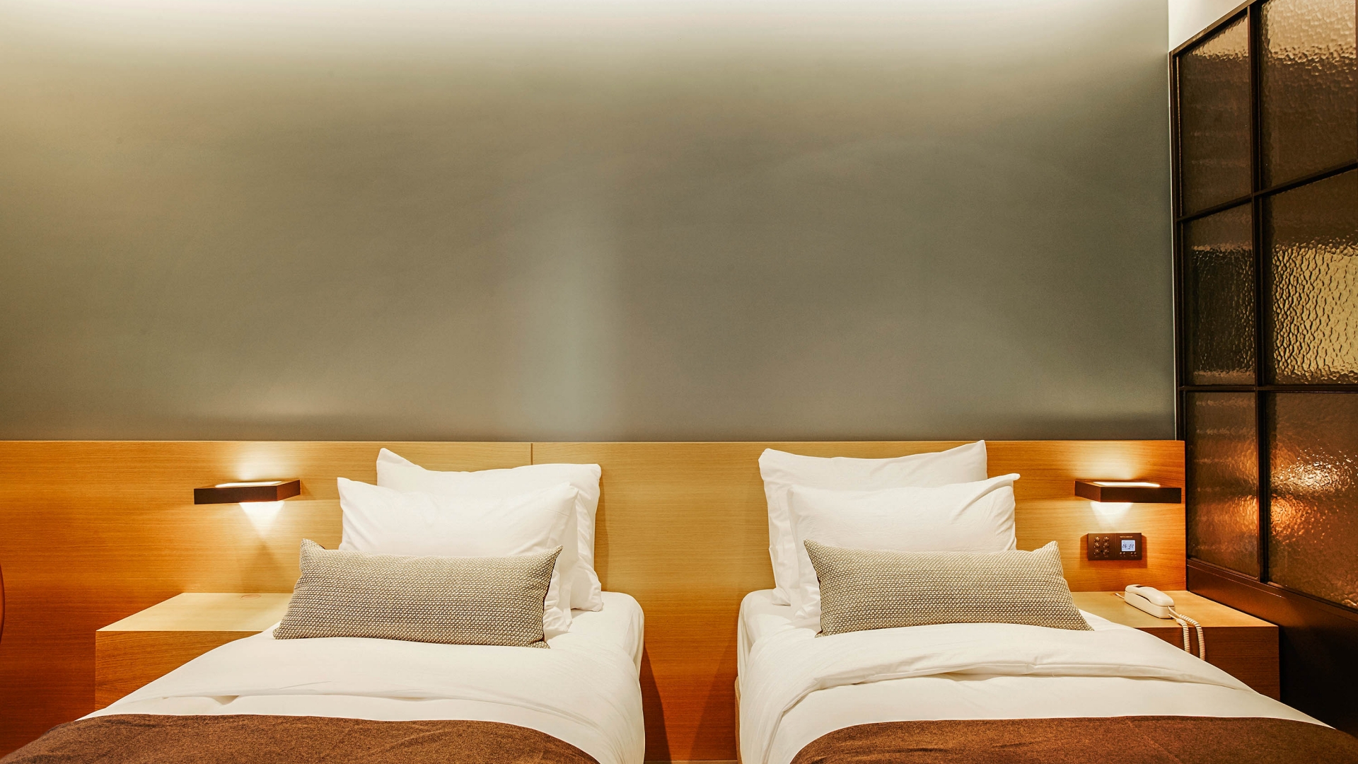 슈페리어 트윈 (샤워)