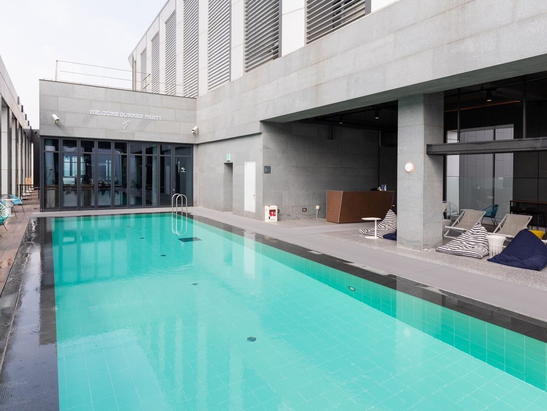 플로팅 루프탑 풀