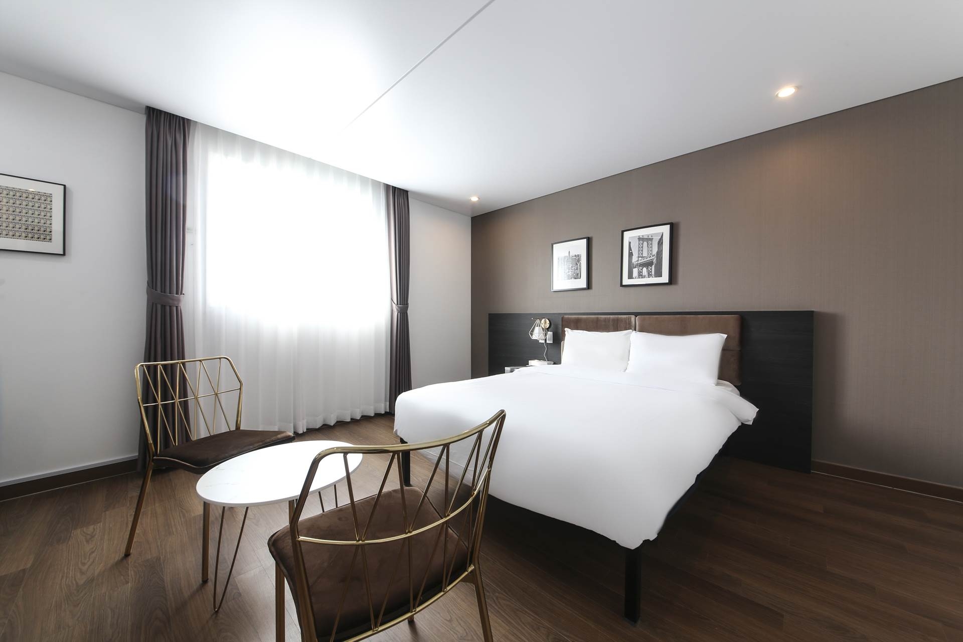 스탠다드 시티 (넷플릭스)