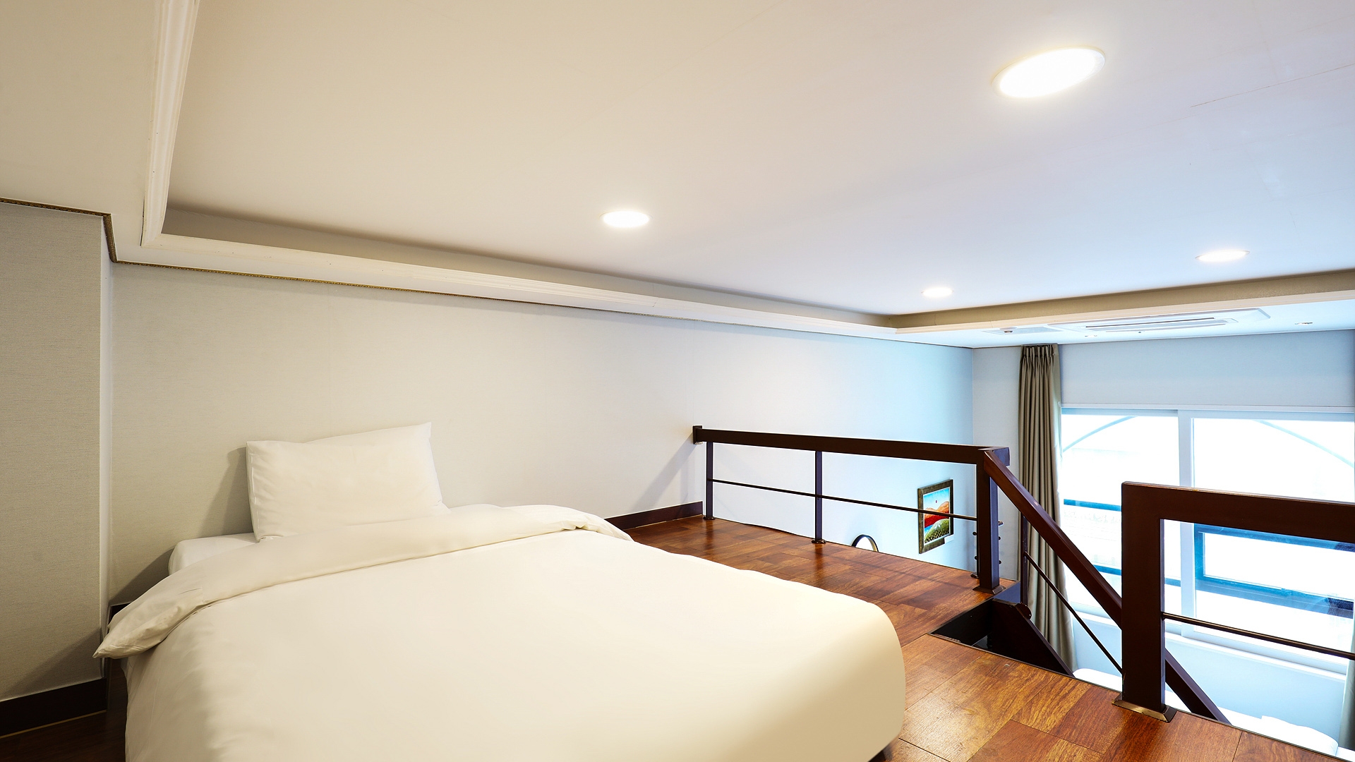 디럭스 트리플 (with Kitchen)