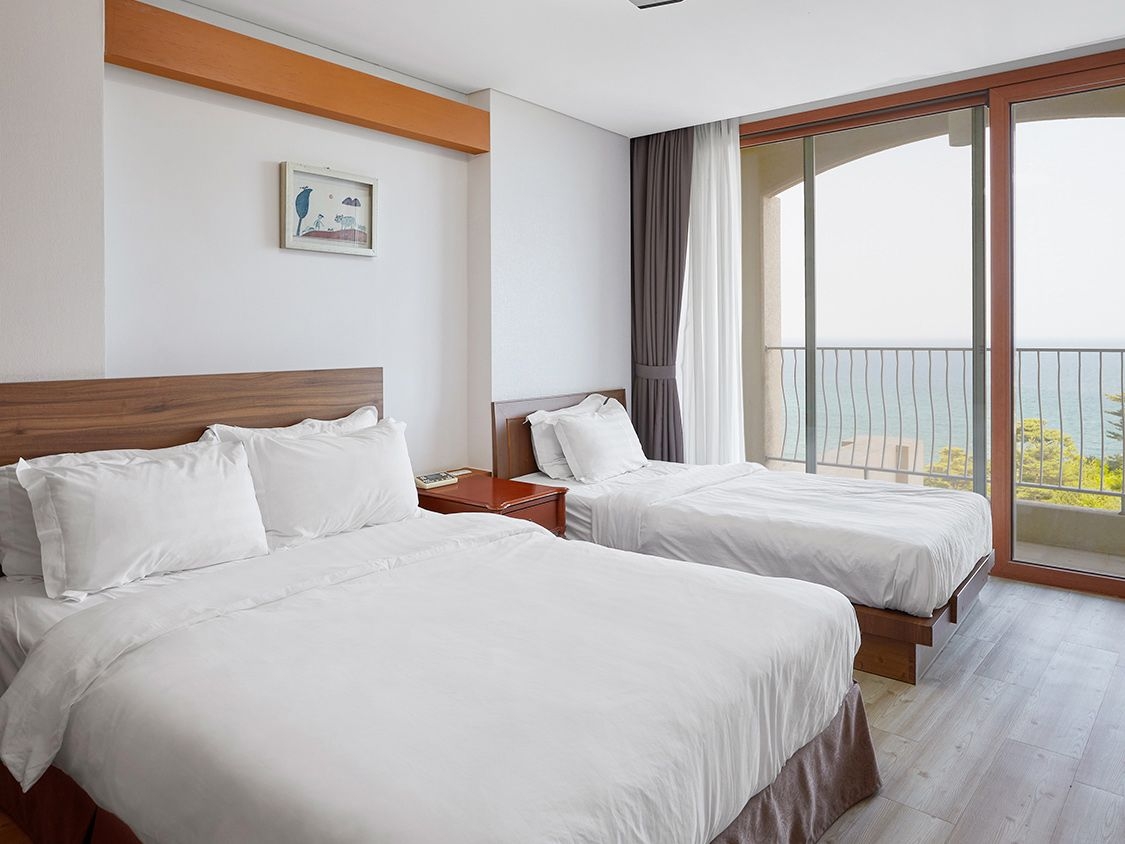 스탠다드 트윈 (바다전망)