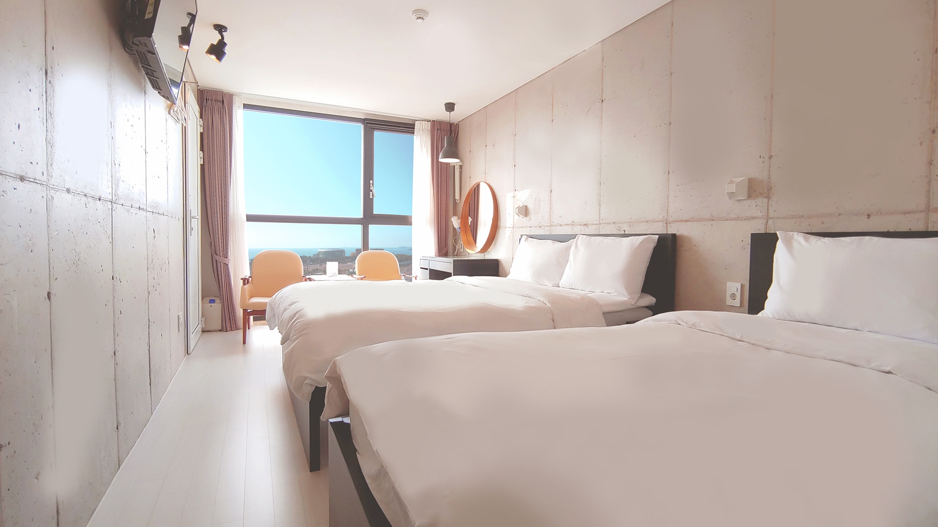 디럭스 룸 하프오션뷰