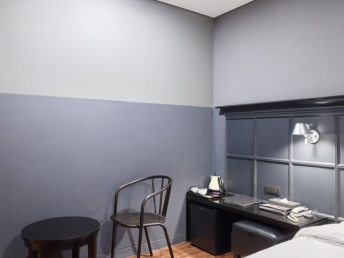 디럭스 더블 (창문 없음)