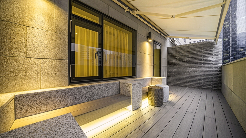 디럭스 더블 테라스