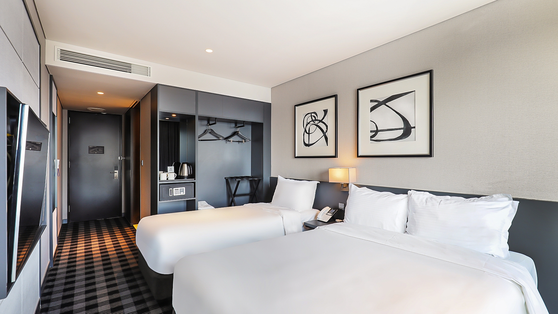 디럭스 패밀리 트윈