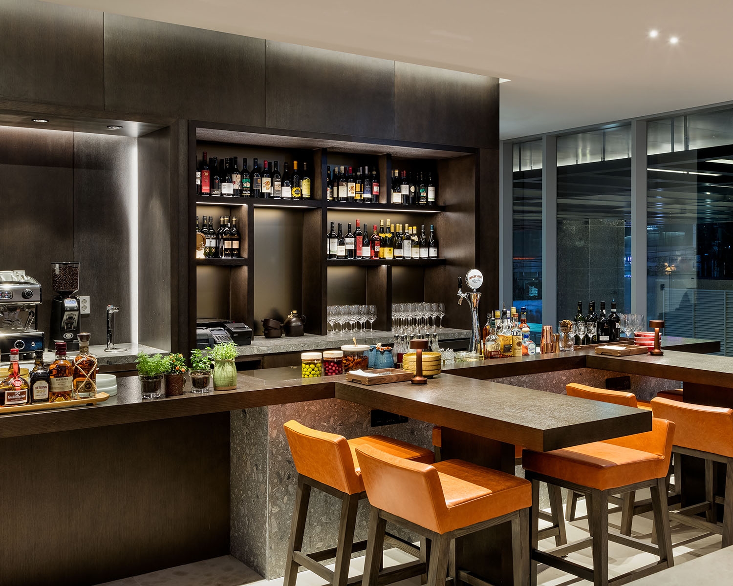 바이츠 앤 와인