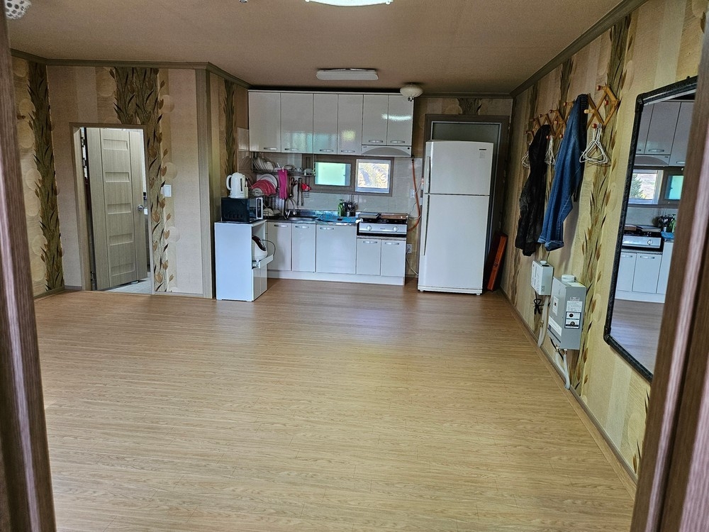 독채+별채(방3개)