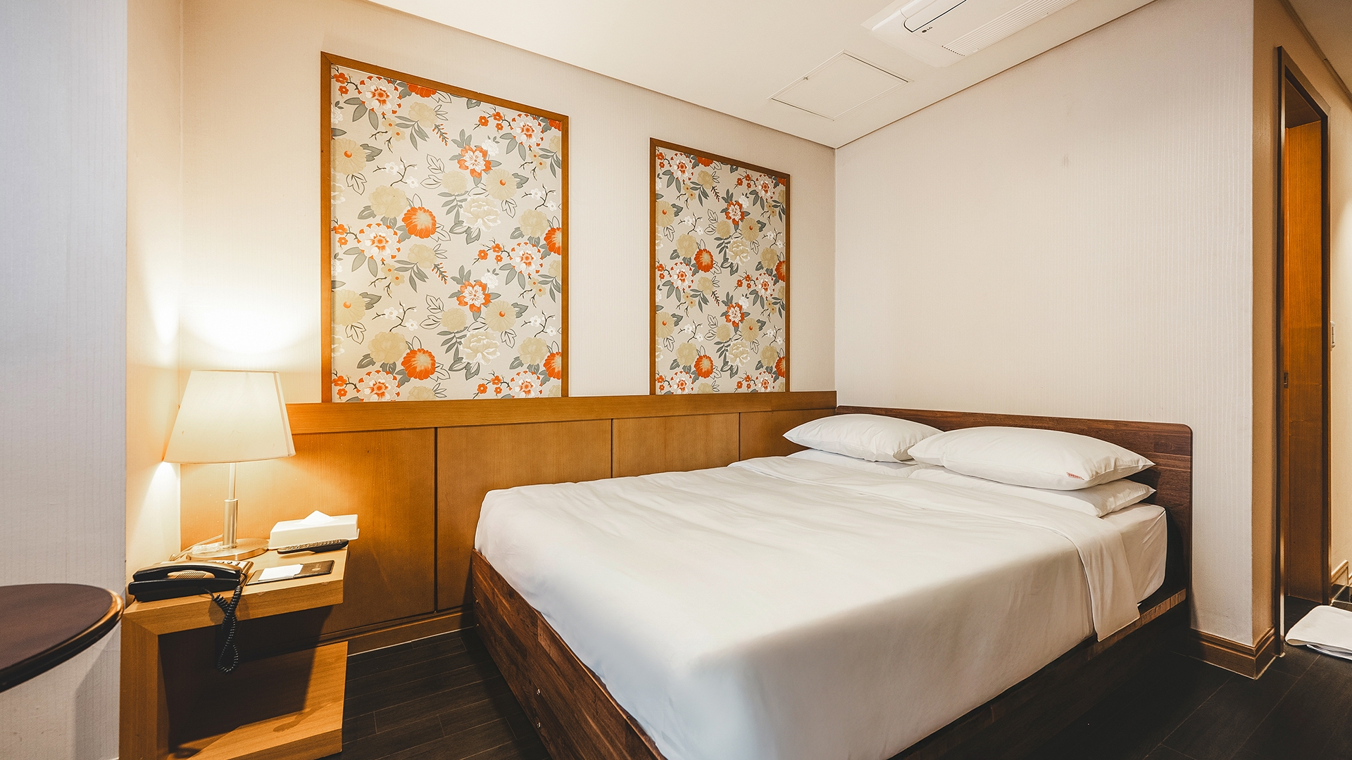 스탠다드 더블 (시티뷰)