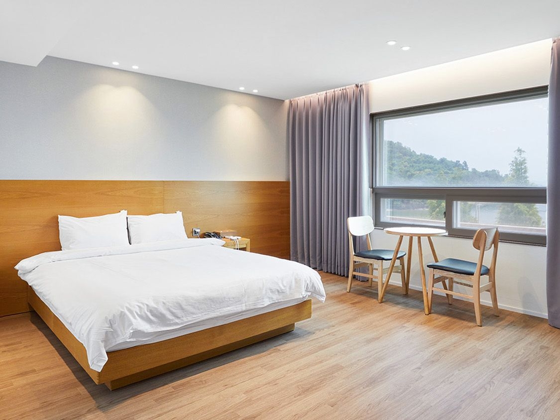 디럭스 더블 (오션뷰)