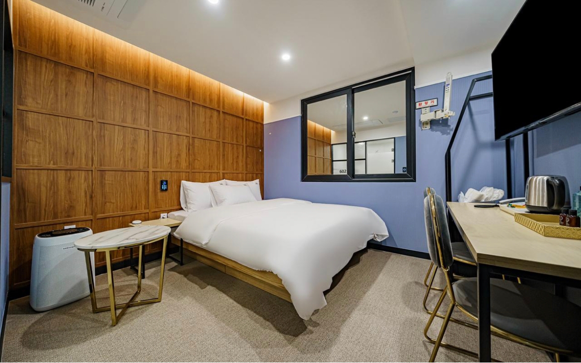 스탠다드(스마트 55인치 TV, 넷플