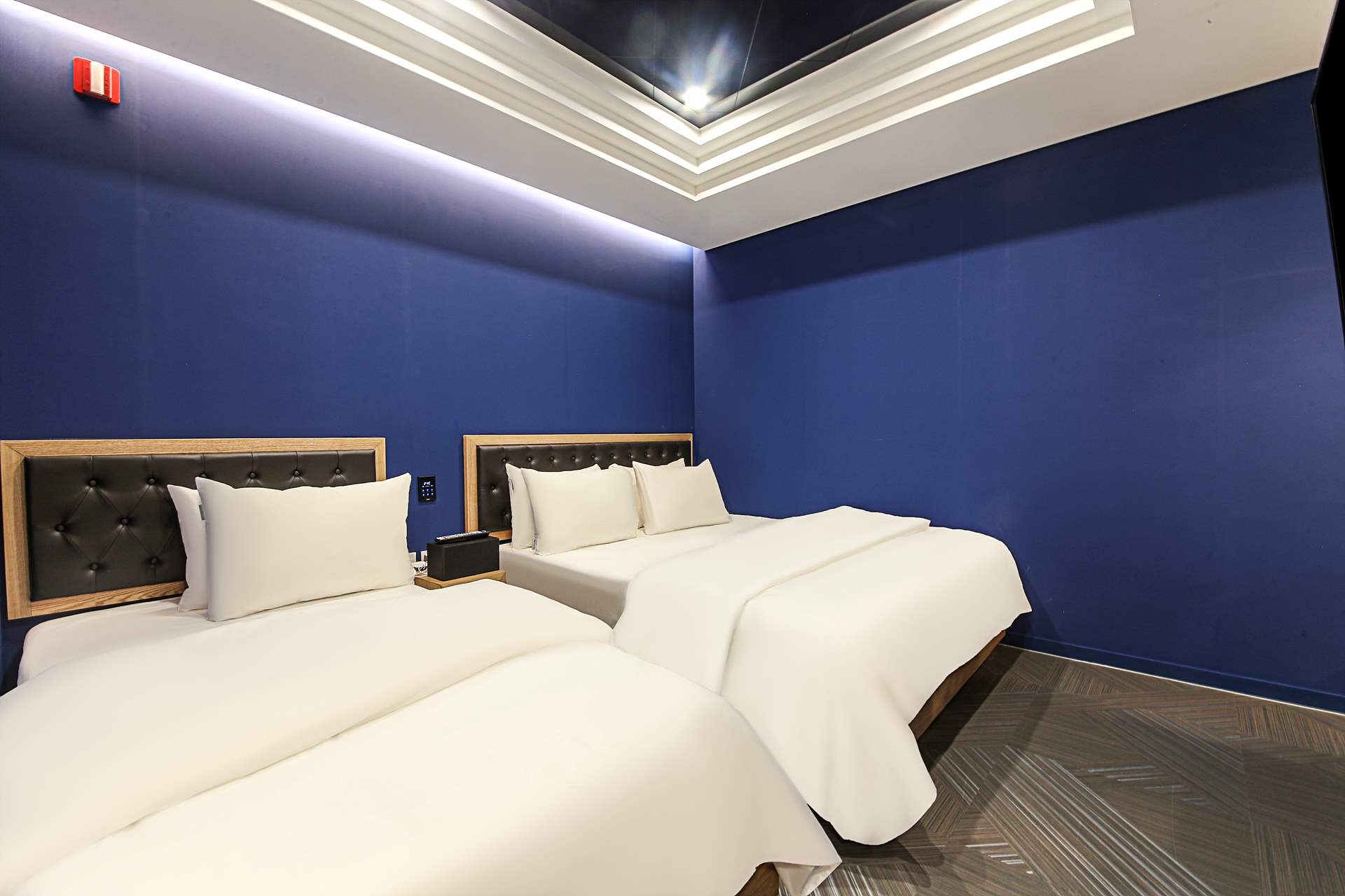 프리미엄 가족방(65"TV/스타일러/