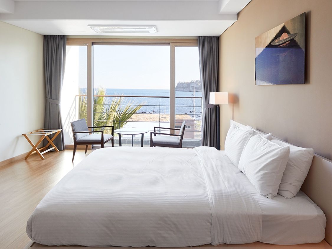 [본관] 패밀리 더블(바다전망)