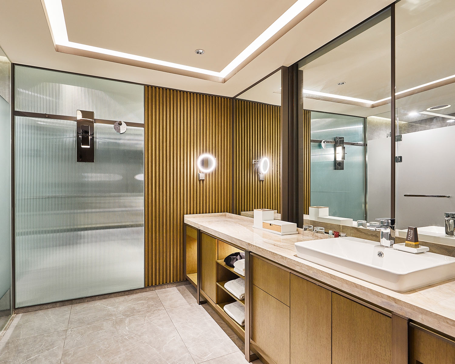 프리미어 디럭스 킹