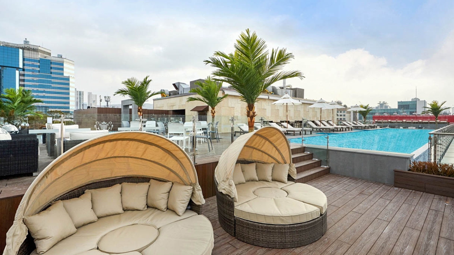 더 스카이 루프탑