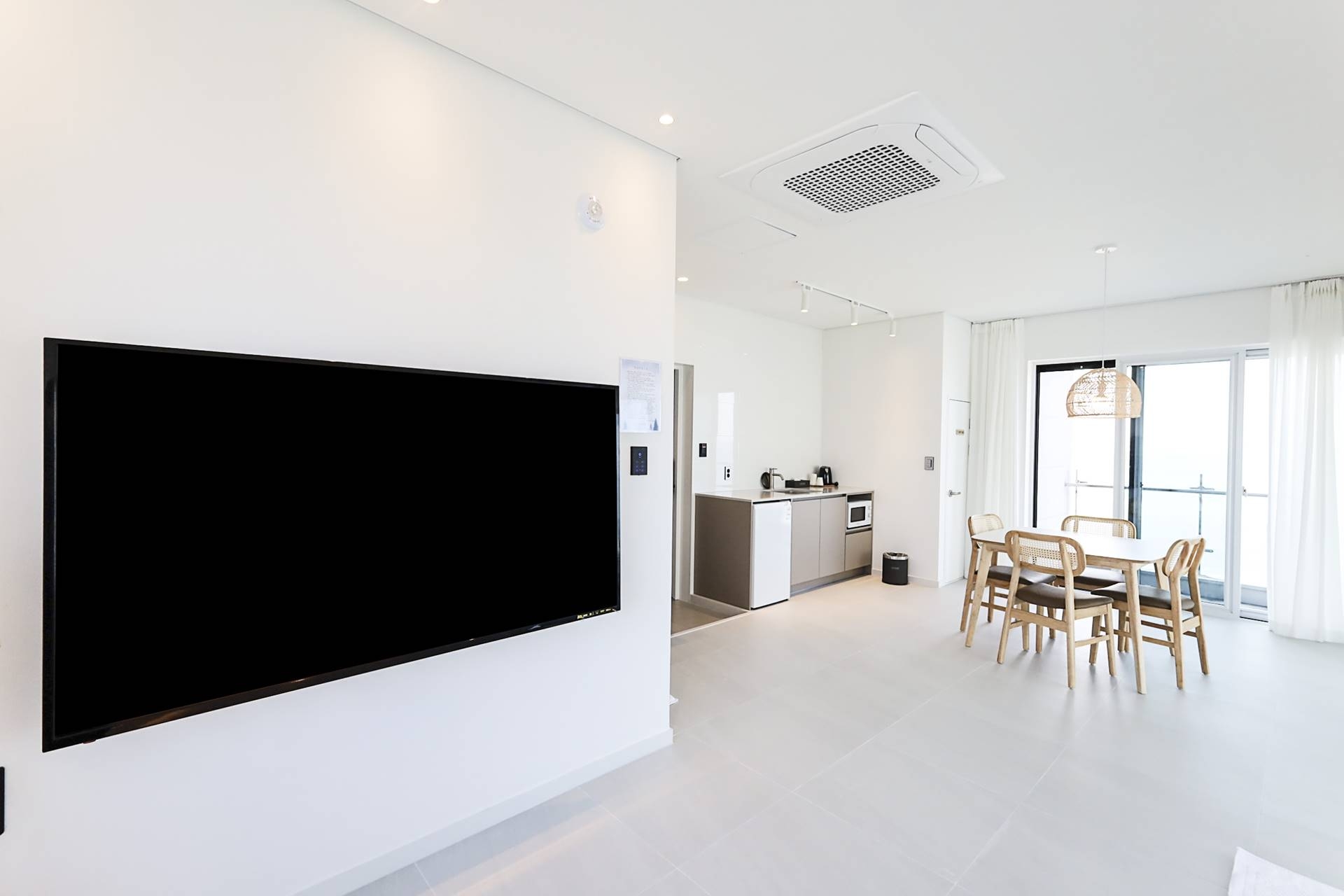 디럭스룸 201~901호