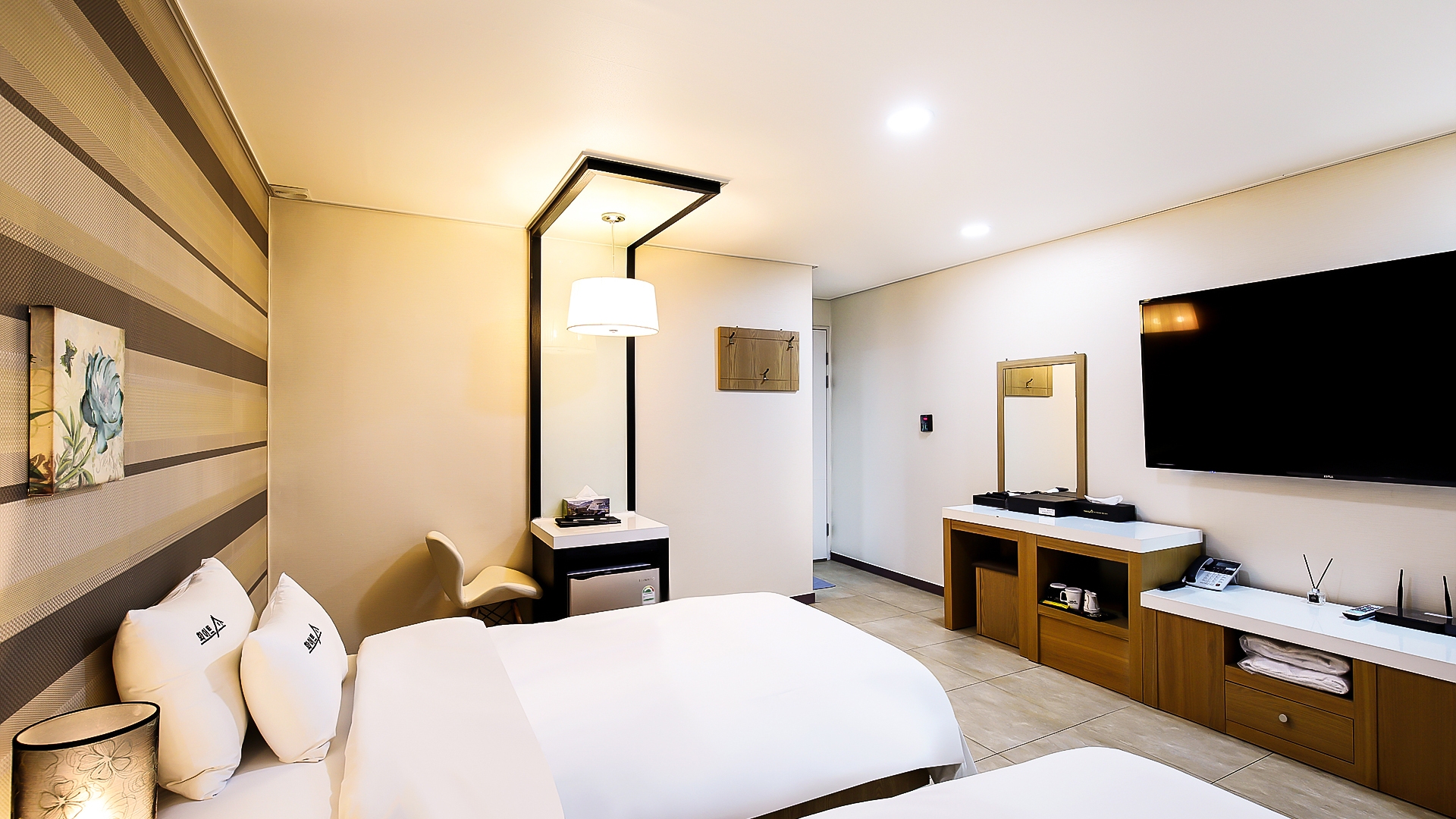 스탠다드 트윈룸