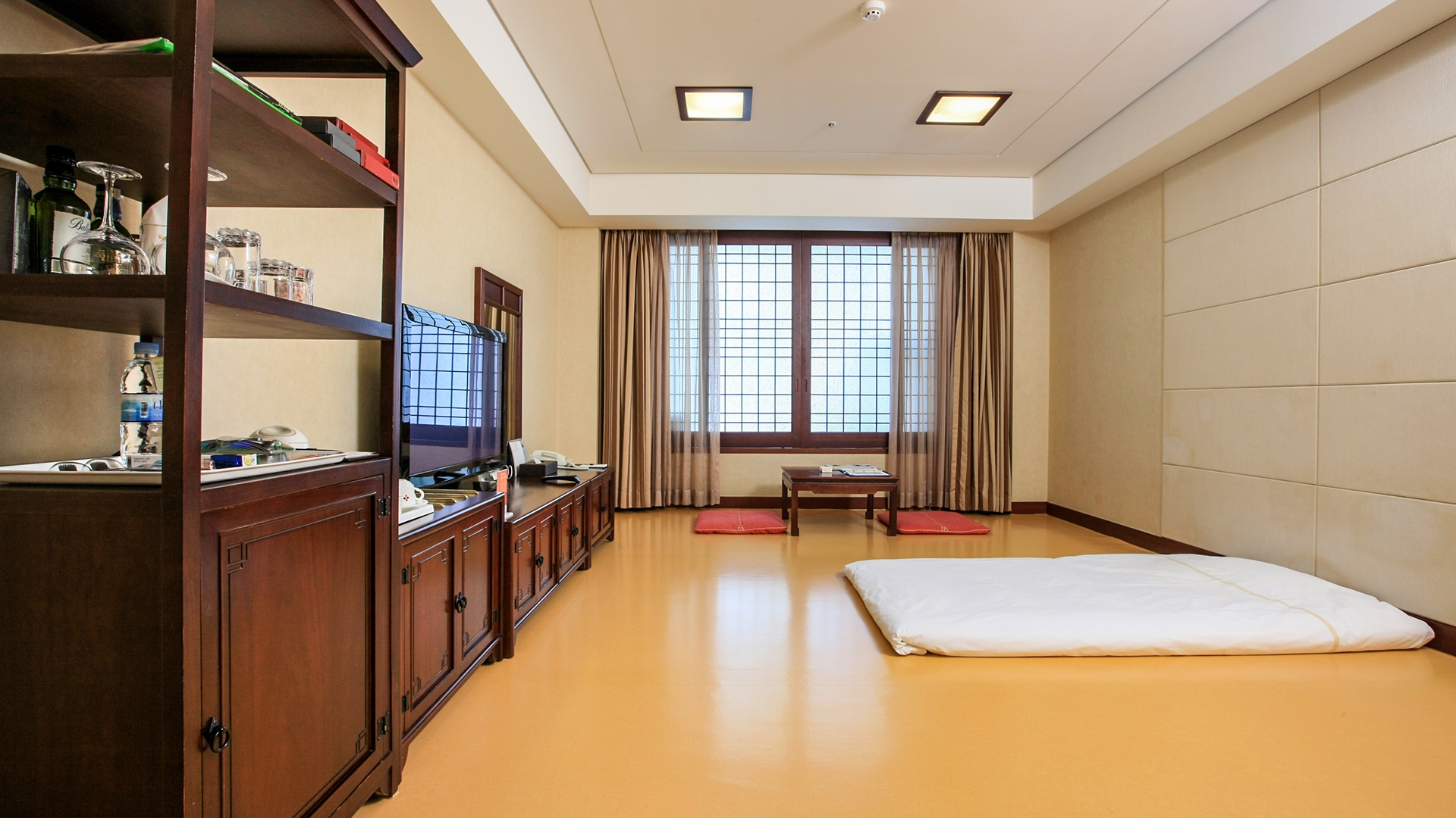 스탠다드 온돌 (Room Only)