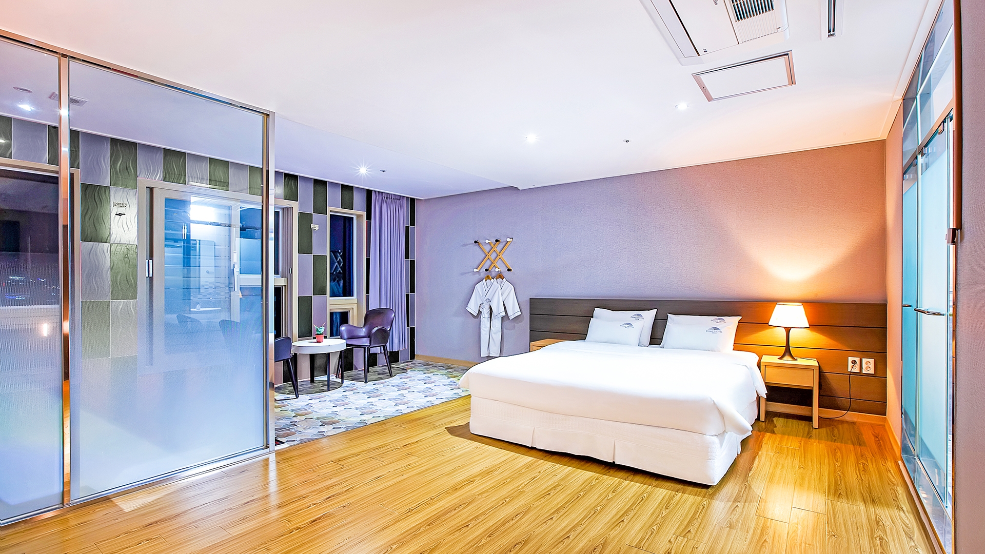 디럭스 더블 (상기 이미지는 실제와 상이 할 수 있습니다)