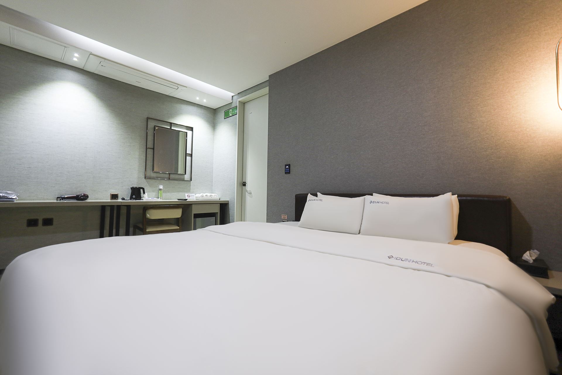 스탠다드 더블 (스타일러,넷플릭스 시