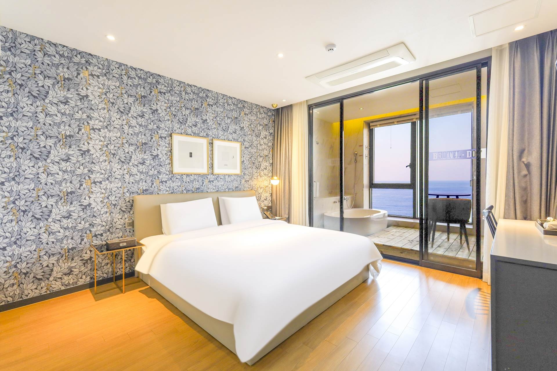 프리미엄 오션 스위트 더블 