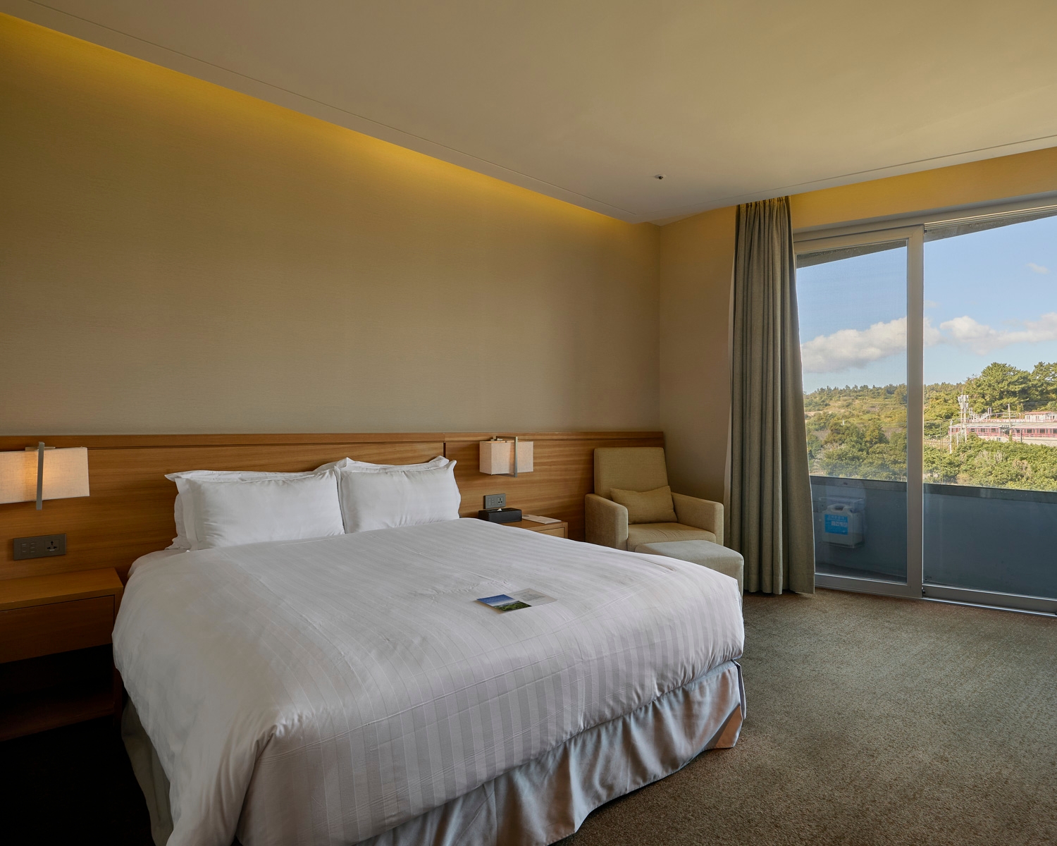 디럭스 더블(가든 전망)